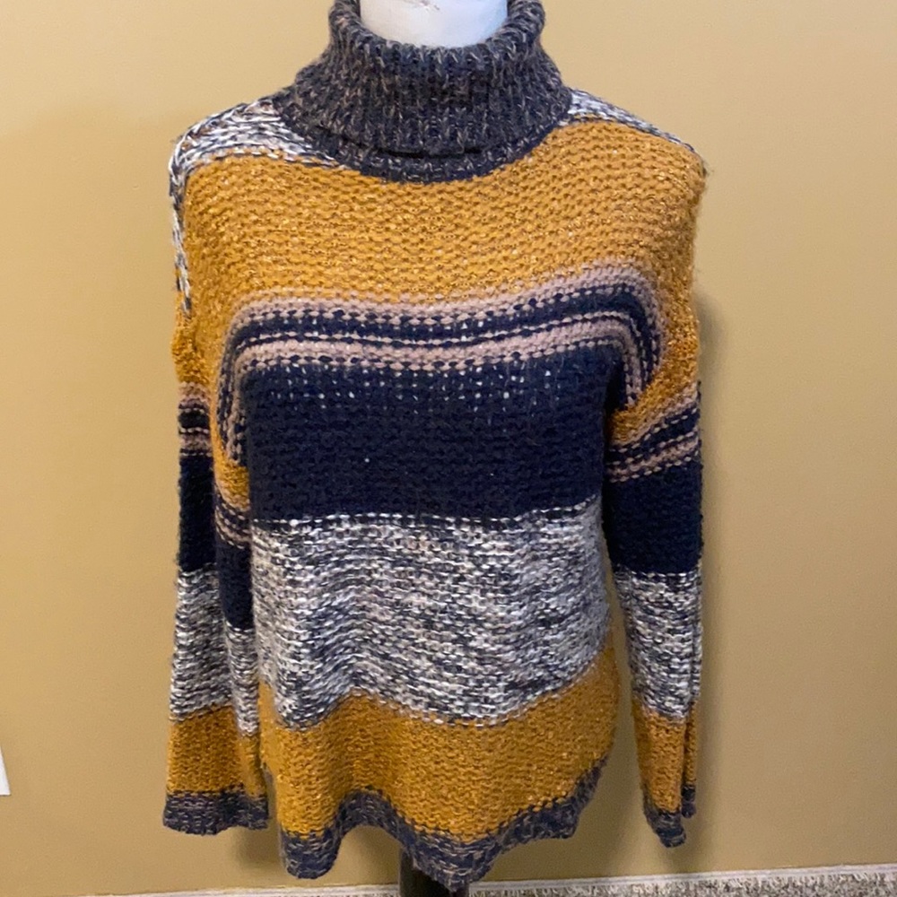 Noisy May Turtle Neck Sweater